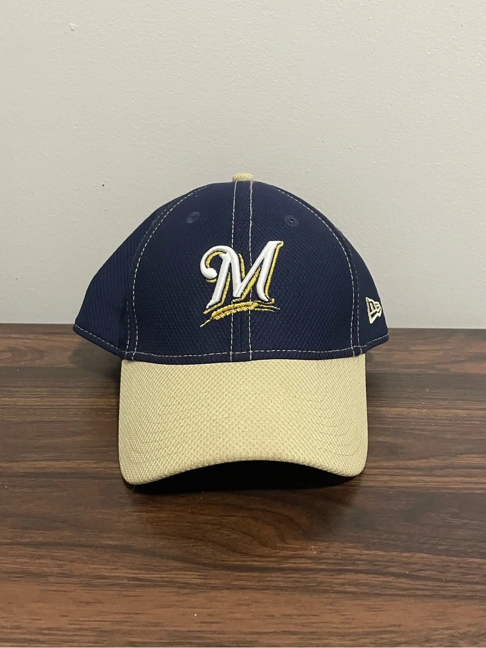 Milwaukee Brewers Hat Cap Strap Back Mens One Size Blue Tan MLB Baseball New Era